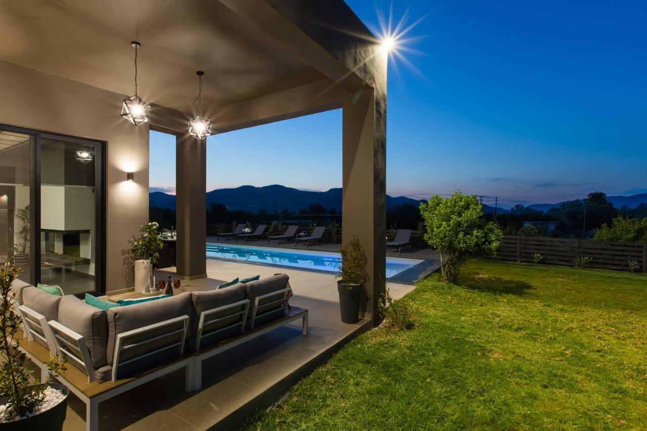 Villa Vega - Exclusive villa hidden in nature Chania  Exteriör bild