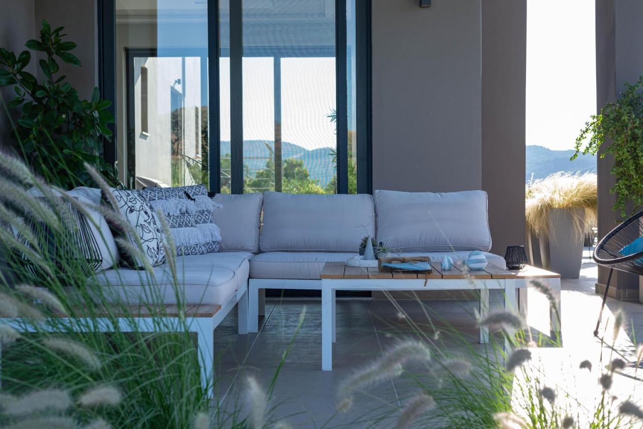 Villa Vega - Exclusive villa hidden in nature Chania  Exteriör bild